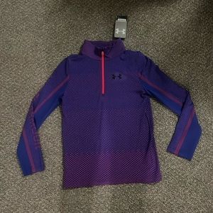 Girls Under Armour top. Large
